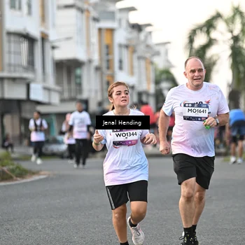 Runner Photo 7700188