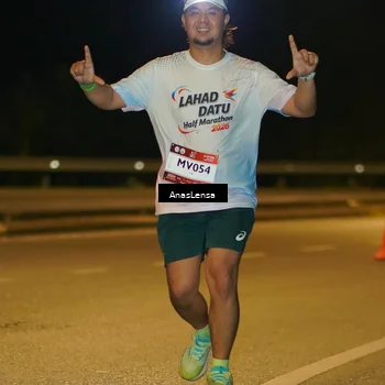 Runner Photo 7700217