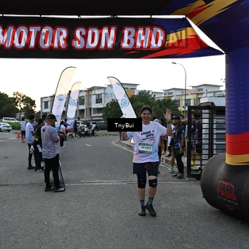 Runner Photo 7700218