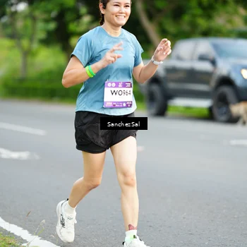 Runner Photo 7700225