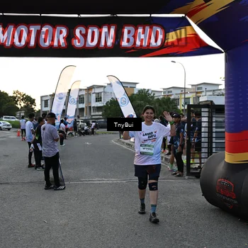 Runner Photo 7700226