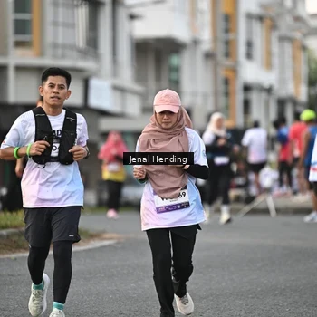 Runner Photo 7700227