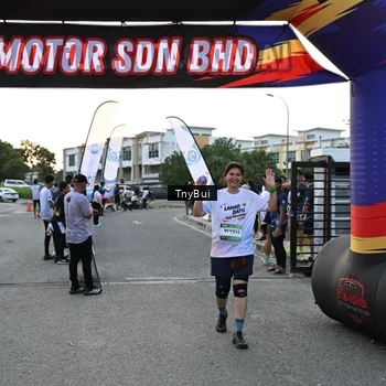 Runner Photo 7700231