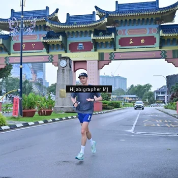 Runner Photo 7700235