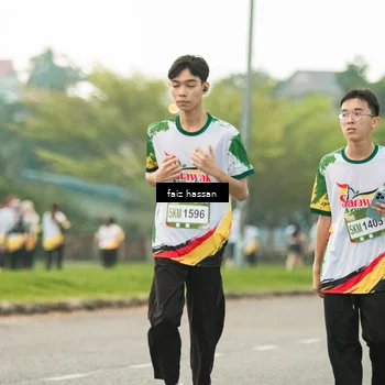Runner Photo 7700258