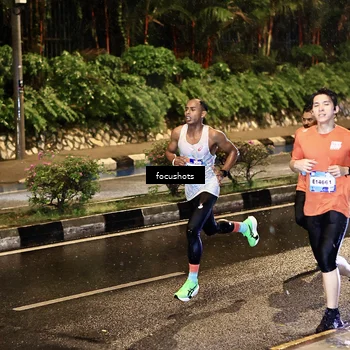 Runner Photo 7700266