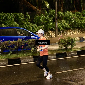 Runner Photo 7700271