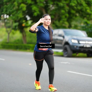 Runner Photo 7700294