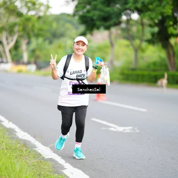 Runner Photo 7700308