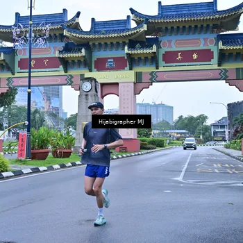 Runner Photo 7700312