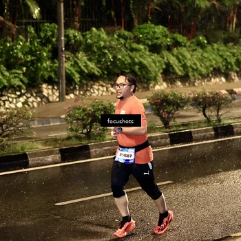 Runner Photo 7700324