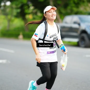Runner Photo 7700347