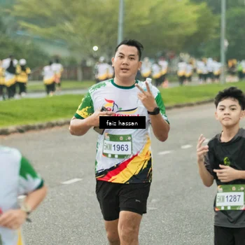 Runner Photo 7700350