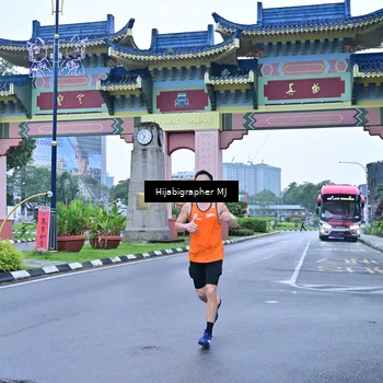 Runner Photo 7700365