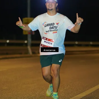 Runner Photo 7700368