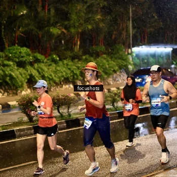 Runner Photo 7700393