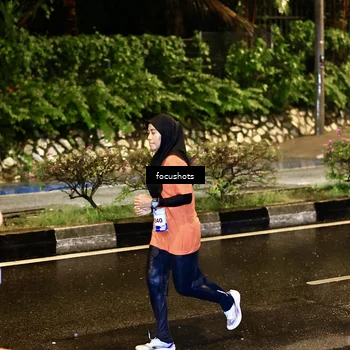 Runner Photo 7700394