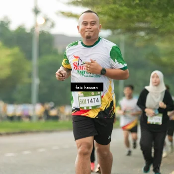 Runner Photo 7700406