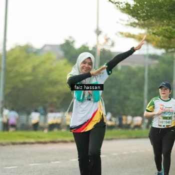 Runner Photo 7700413