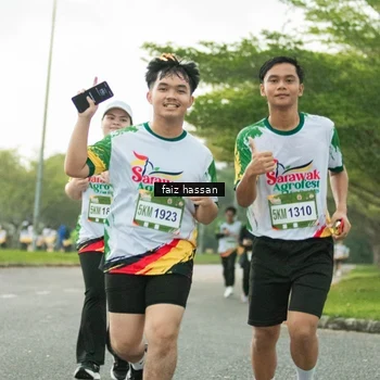 Runner Photo 7700426