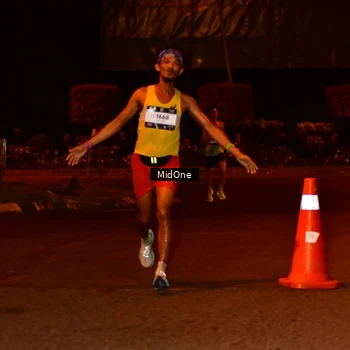 Runner Photo 7700442