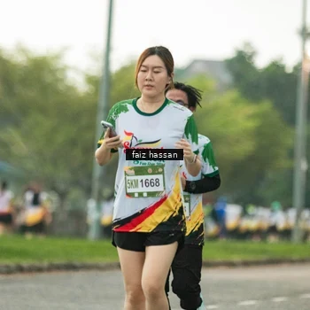 Runner Photo 7700448