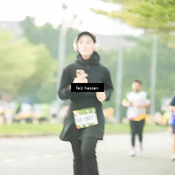 Runner Photo 7700452