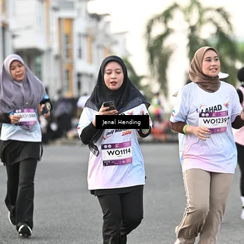 Runner Photo 7700462