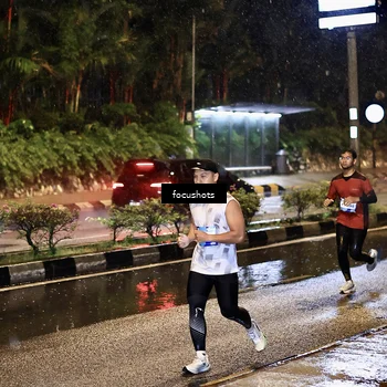 Runner Photo 7700471