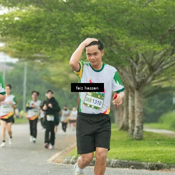 Runner Photo 7700484
