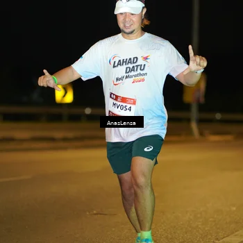 Runner Photo 7700485
