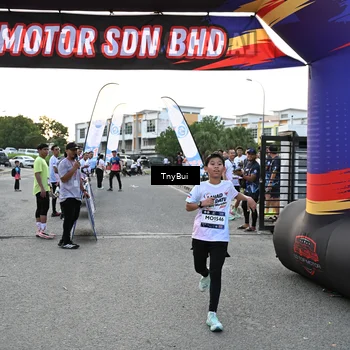 Runner Photo 7700486