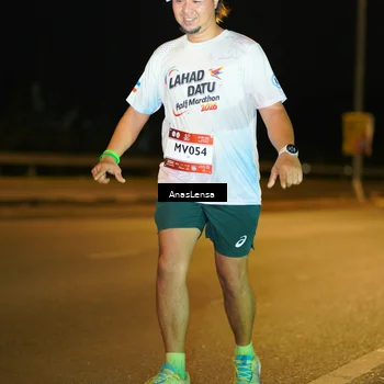 Runner Photo 7700488