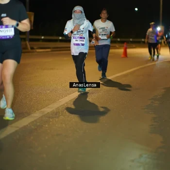 Runner Photo 7700517