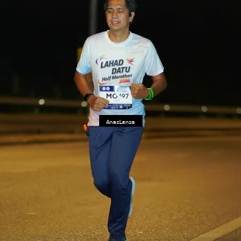 Runner Photo 7700524