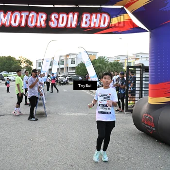 Runner Photo 7700542