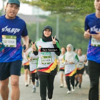 Runner Photo 7700552