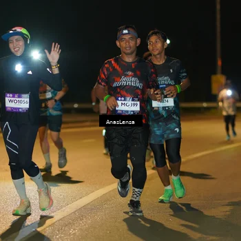 Runner Photo 7700582