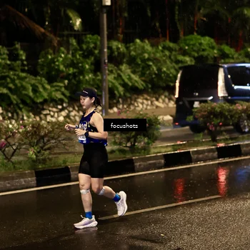 Runner Photo 7700588