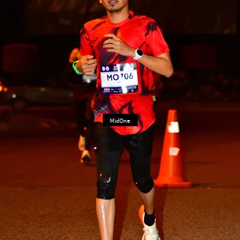 Runner Photo 7700595