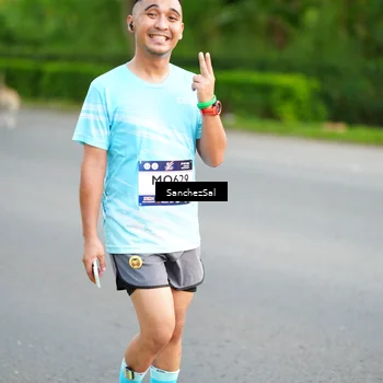 Runner Photo 7700606