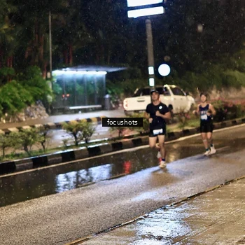 Runner Photo 7700611