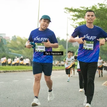Runner Photo 7700626