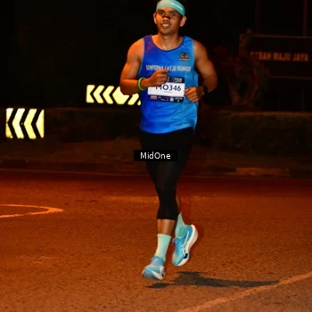 Runner Photo 7700645