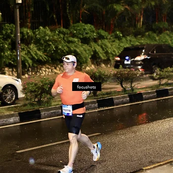 Runner Photo 7700647