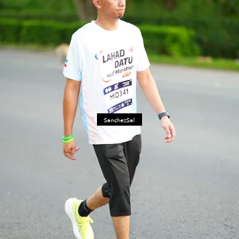 Runner Photo 7700657