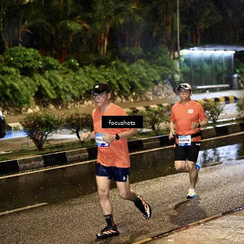 Runner Photo 7700660