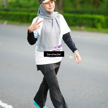 Runner Photo 7700663