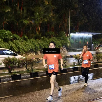 Runner Photo 7700666
