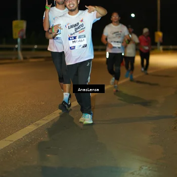 Runner Photo 7700681
